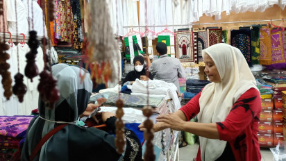 Omzet Penjualan Perlengkapan Haji di Medan Meningkat 35 Persen