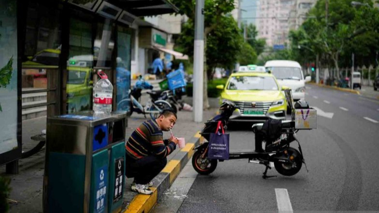 Dua Warga Jepang Di Shanghai Meninggal Selama Masa Lockdown
            - galeri foto