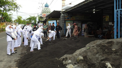 Batal Ujian, Akibat Pemilik Tanah Halangi Siswa Masuk Sekolah