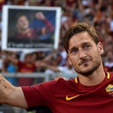 Comeback Sensasional! Francesco Totti Selangkah Lagi Kembali ke AS Roma