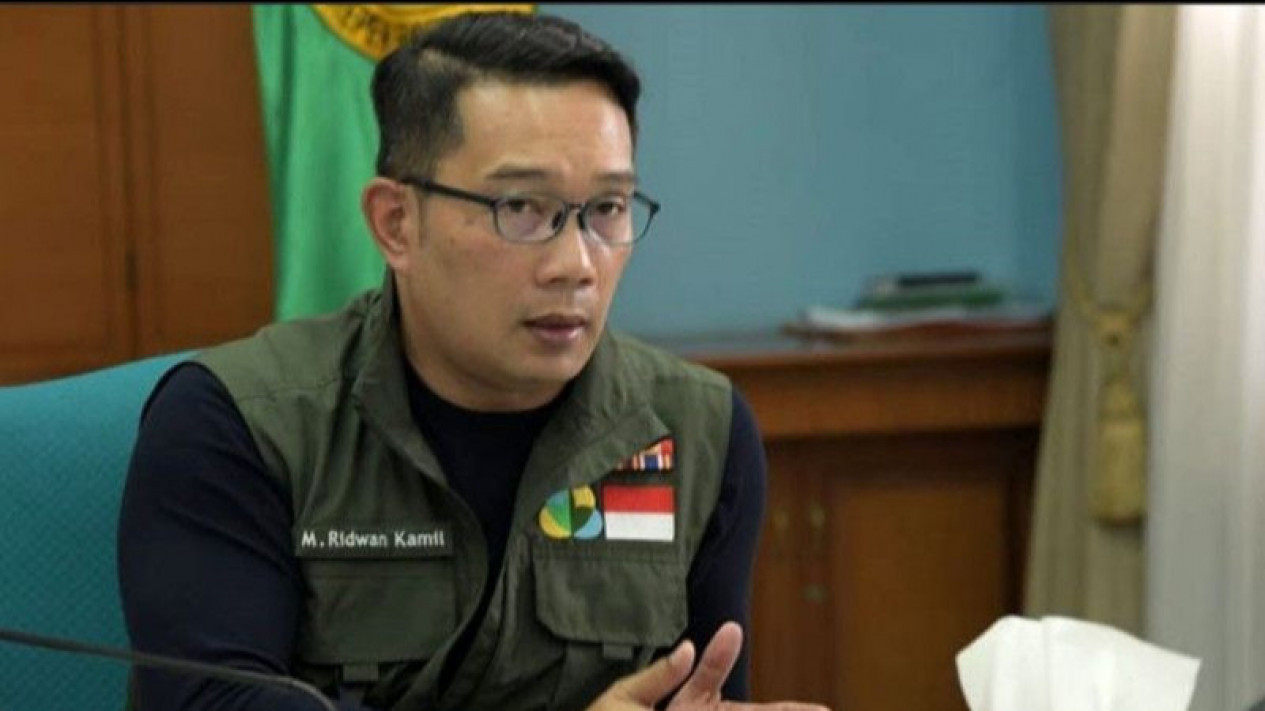 Anak Hilang di Swiss, Gubernur Jabar Ridwan Kamil Ajukan Perpanjangan Cuti
            - galeri foto