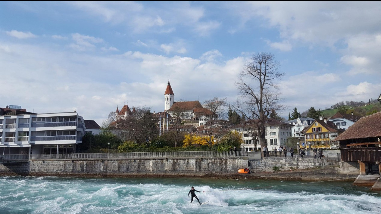 Beri Rating Buruk Sungai Aare di Google Sikap Netizen Indonesia Disorot Media Swiss
            - galeri foto