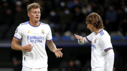 Usai Juara Liga Champions, Luka Modric dan Toni Kroos Konfirmasi Bertahan di Real Madrid