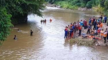Bocah Tenggelam yang Sempat Hilang di Sungai Cipelang Sukabumi Ditemukan Meninggal Dunia