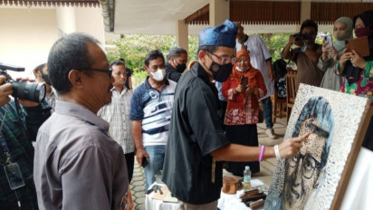 Menparekraf Minta UMKM di Belitung Tingkatkan Kualitas Kemasan Sambut Tamu G20