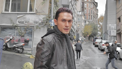 Mengenal Hipertiroid, Penyakit yang Dialami Aktor Indra Bruggman