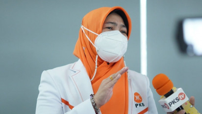 DPR: Denda BPJS Kesehatan Masih Memberatkan Bagi Ekonomi Masyarakat yang Baru Bangkit