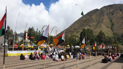 Peringati Ritual Yadnya Kasada Bromo 2022, Wisatawan Dibatasi Hanya Sampai Cemoro Lawang 