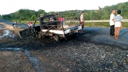 Diduga Bawa BBM, Mobil Carry Pick Up Terbakar di Bungo