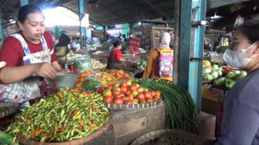 Harga Cabai Melambung, Cabai Afkir Laris Manis