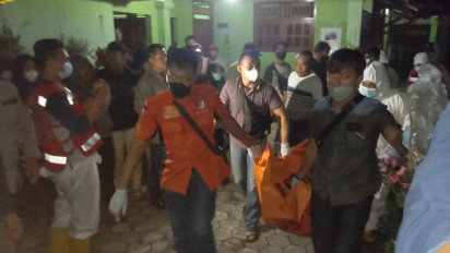 Pasutri Lansia Ditemukan Tewas Bersimbah Darah di Dalam Kamar Rumahnya