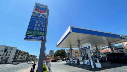 Harga Minyak Naik Karena Uni Eropa Larang Impor dari Rusia, Shanghai Akhiri Penguncian