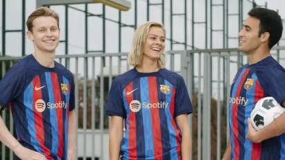 Barcelona Resmikan Jersey Kandang Musim 2022/2023, Terinspirasi Olimpiade 1992