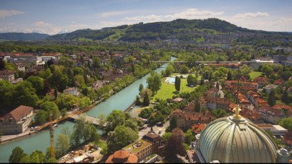 Bisa Main Surfing, Begini Derasnya Arus Sungai Aare Swiss yang Dibagikan oleh Influencer