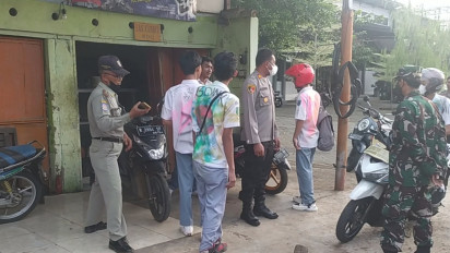 Polisi di Cilacap Bubarkan Konvoi Ugal-ugalan Pelajar Rayakan Kelulusan