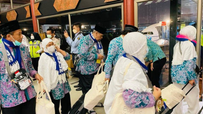 393 Calon Jemaah Haji Kloter 1 Jakarta Berangkat ke Tanah Suci dari Bandara Soekarno-Hatta