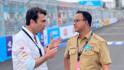 Momen Anies Baswedan Naik Mobil Balap Formula E, Wajah Tegang Jantung Berdebar Kaya Naik Roller Coaster