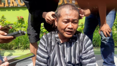 Pasca OTT KPK Terhadap Mantan Walikota Yogyakarta, Dodok Jogja Gelar Aksi Cukur Gundul