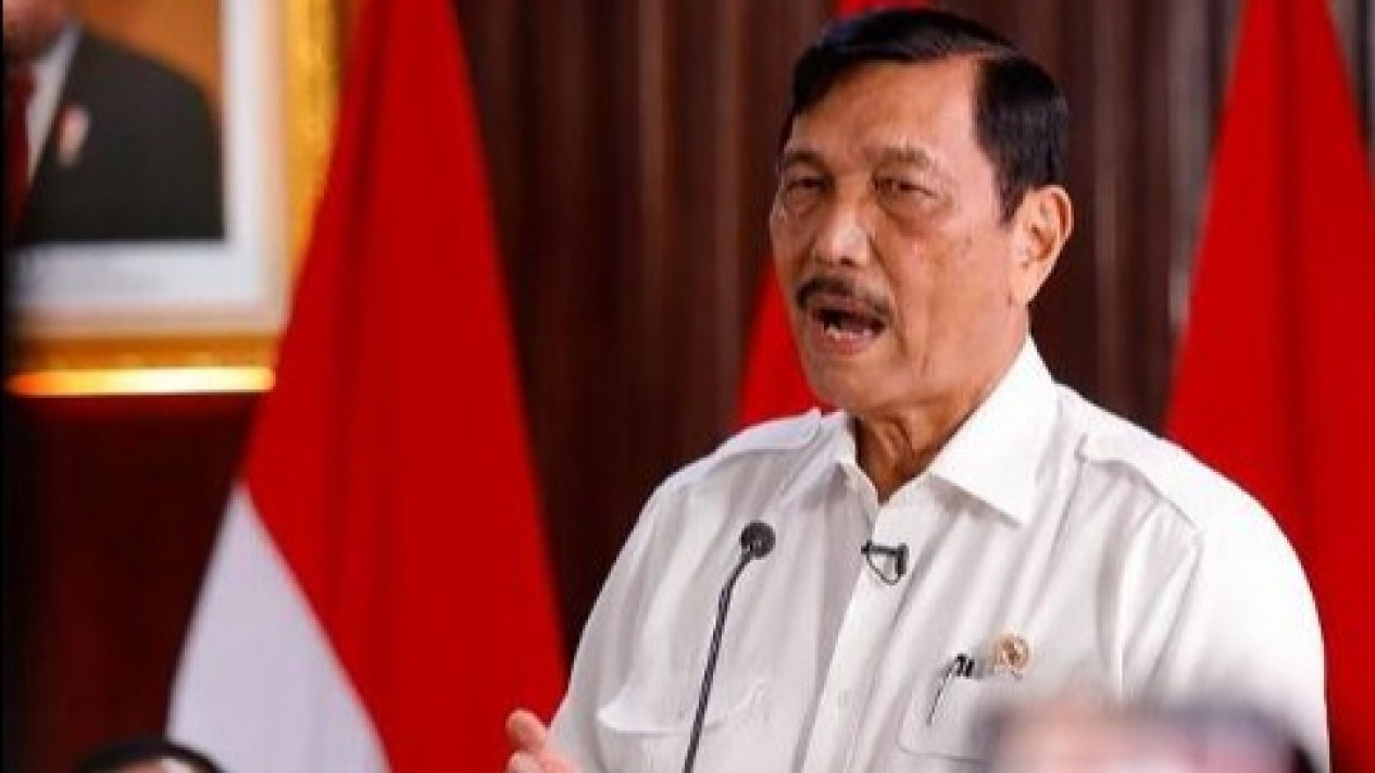 Ternyata Ini Alasan Luhut Naikkan Tiket Masuk Candi Borobudur
            - galeri foto