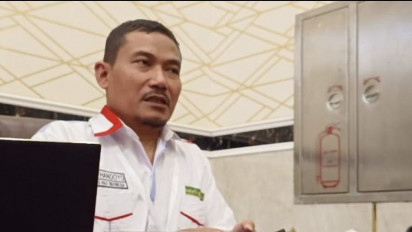 Cuaca Ekstrem, Jemaah Haji Diminta Tetap Bersandal di Pelataran Nabawi Supaya Kaki Tidak Melepuh