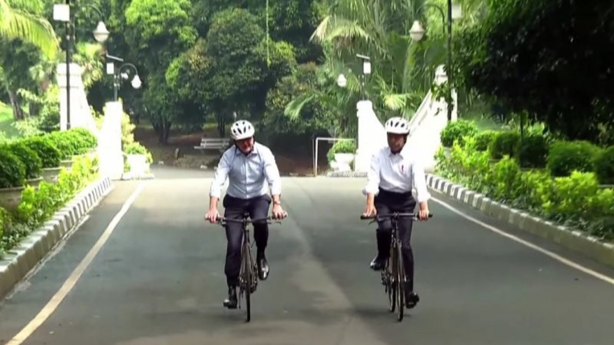Presiden Jokowi Ajak PM Australia Tanam Pohon
            - galeri foto