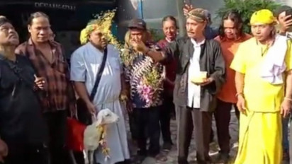 5 Orang Ini Pilih Kawin dengan Binatang daripada Manusia, Ada yang Kawin dengan Kuda Poni hingga Anjing