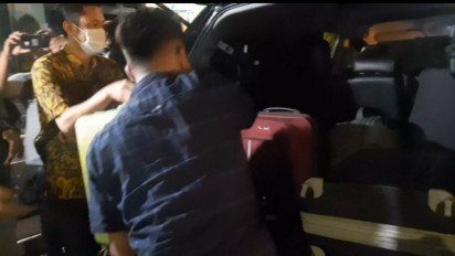 9 Jam Penggeledahan di Balaikota Yogyakarta, Petugas KPK Bawa 2 Koper dan Tas