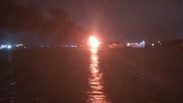 Diduga Sedang Transfer BBM, Kapal Dumai Line 5 Terbakar