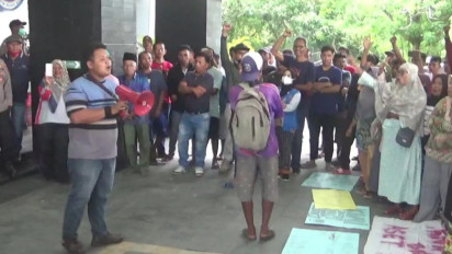 Pemkab Mangkir Janji Dalam Penyelesaian Status Kejelasan Batas Tanah Perkantoran, Ratusan Warga Kembali Demo Kantor Bupati Padang Pariaman