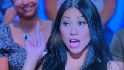 Anggun C Sasmi Tertawa Terbahak, Melihat Arsip Video Masa Lalunya Muncul di Acara TV Prancis