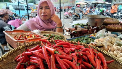 Harga Cabe di Cirebon Meroket, Penyebabnya Gagal Panen