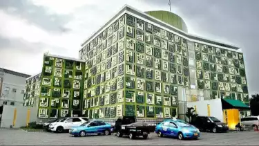 Masjid Asmaul Husna Serpong.