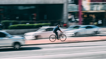 Beberapa Hal yang Harus Diperhatikan Saat Sedang Bersepeda di Jalan Raya