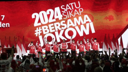 Janji Setia, Tim Tujuh Relawan: Selalu Bersama Satu Sikap 2024 Bersama Jokowi