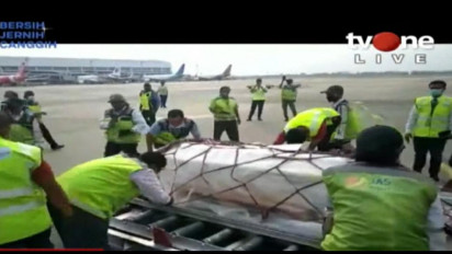 Begini Proses Bongkar Muat dari Peti Jenazah Eril, Putra Ridwan Kamil