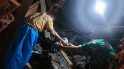 Sejumlah Rumah di Bukit Dayang Mamuju Tertimpa Longsor