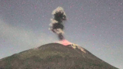Kembali Erupsi, Gunung Ile Lewotolok di Lembata NTT Semburkan Abu Vulkanik Sejauh 700 Meter dari Atas Puncak