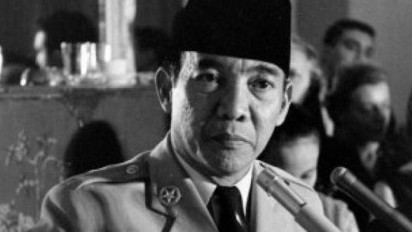 Soekarno Tergila-gila pada Inggit Garnasih Istri Haji Sanusi, sedangkan Oetari Istrinya Tak Pernah Disentuh, Akui Tak Berhasrat
