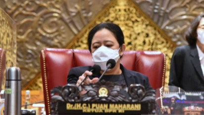 Puan Lantik Empat Anggota DPR RI Pengganti Antarwaktu