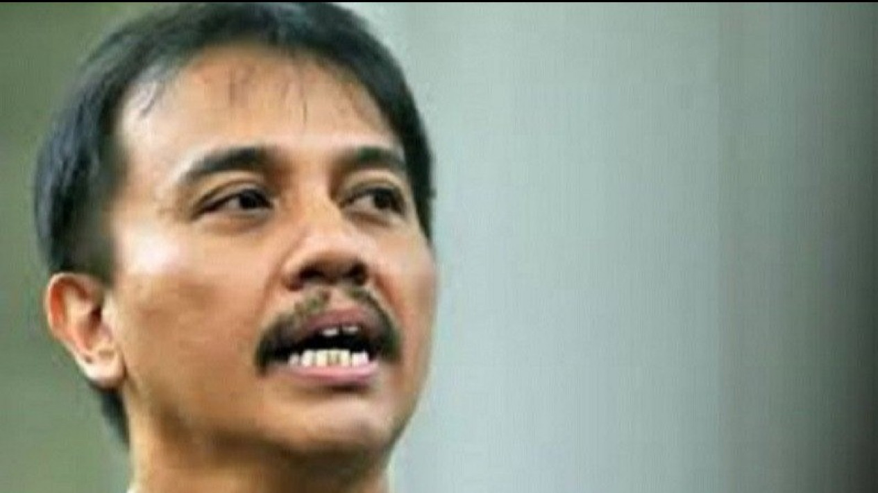 Gagal Hentikan Hujan di Sebuah Festival Musik, Roy Suryo Sebut Rara Sebagai Pawang Palsu
            - galeri foto