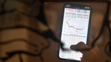 Ada Isu Reshuffle, IHSG Dibuka Melemah