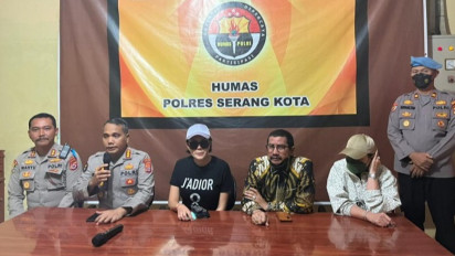 Usai Rumahnya Dikepung Polisi, Nikita Mirzani Akhirnya Datangi Polresta Serang Kota