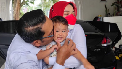 Terungkap! Ternyata Begini Cerita Awal Mula Ridwan Kamil dan Atalia Praratya Angkat Arkana Jadi Anak