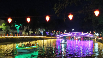 Menyusuri Wisata Air Kalimas Surabaya, Walikota Tampung Banyak Masukan dari Awak Media