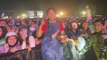 Rara Klaim Sudah jadi Pawang Hujan Langganan Negara sejak Jokowi Pilpres Pertama