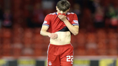 Liverpool Keluarkan Dana Rp118 Miliar Untuk Mengikat Bek Sayap Muda Asal Klub Skotlandia Aberdeen Calvin Ramsay