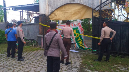 Sterilkan TKP, Garis Polisi Dipasang di Pesanggrahan Keramat Tempat Manusia Menikah dengan Kambing