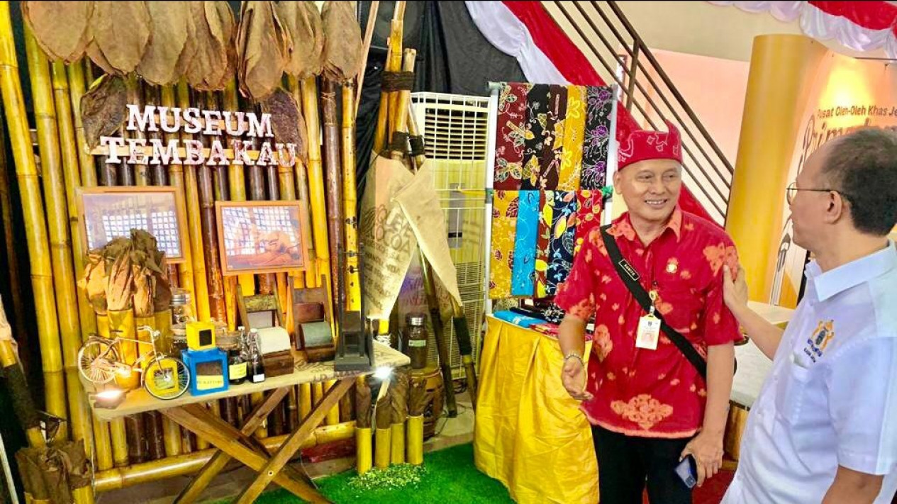 Pengujian Sertifikasi Mutu Produk, Kadin Jatim : Perlu Guna Perbesar Pasar Ekspor
            - galeri foto