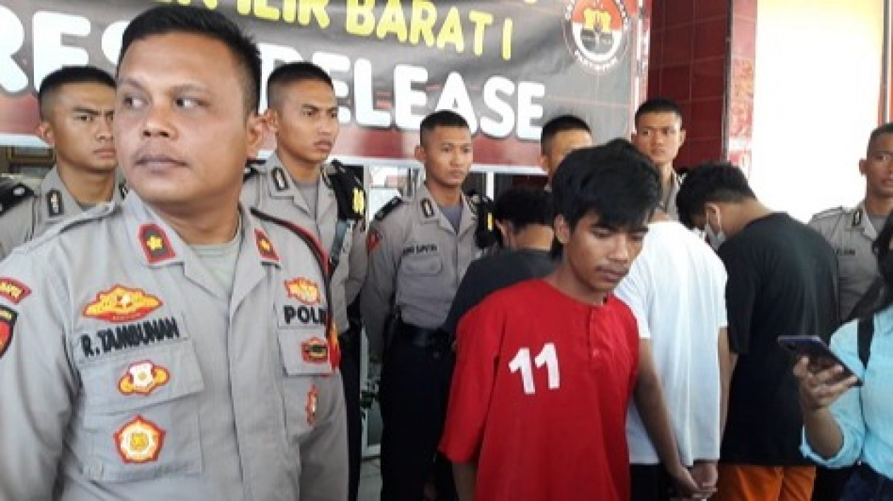 Usai Beraksi, Empat Begal Sadis di Palembang Berhasil Ditangkap
            - galeri foto