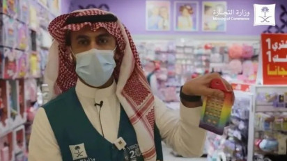 Tolak LGBT Pemerintah Arab Saudi Sita Mainan Anak Berwarna Pelangi